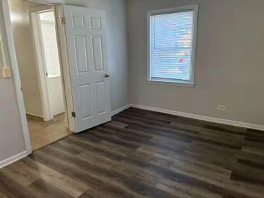 Main picture of 409 S Maple Ave