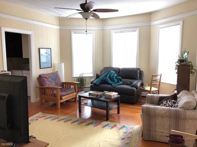 Main picture of 5 Irving St