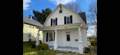Main picture of 1018 Delaware Ave