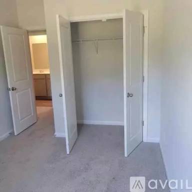 Main picture of 241 Ivory Shadow Rd