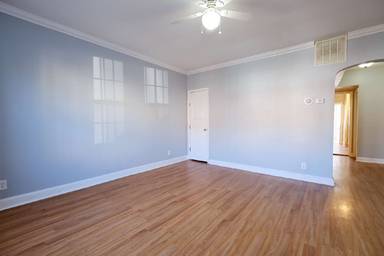 Main picture of 1715 Capitol Ave NE