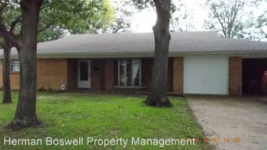 Main picture of 7816 Chantilly Ln