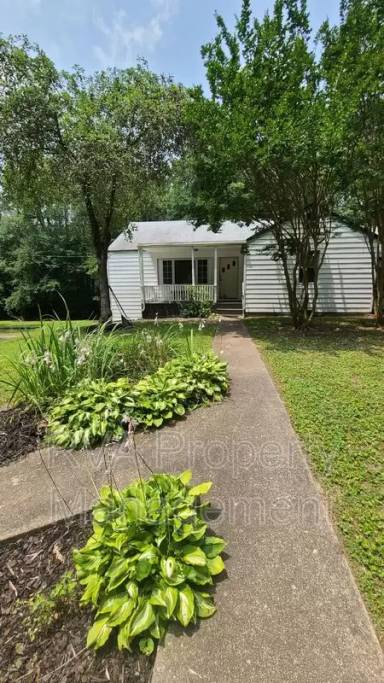 Main picture of 12070 Karen Dr