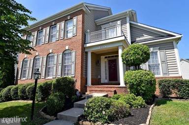 Main picture of 2554 Transom Pl