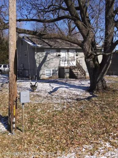 Main picture of 1100 1/2 E Hayward Ave