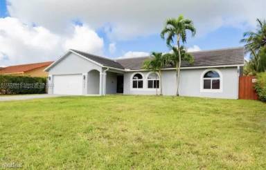 Main picture of 15046 SW 148th Pl