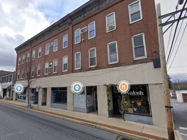 Main picture of 13 E High St