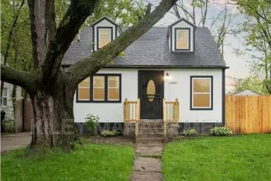 Main picture of 3971 Guilford St