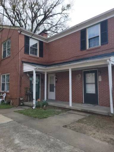 Main picture of 405 Beech St