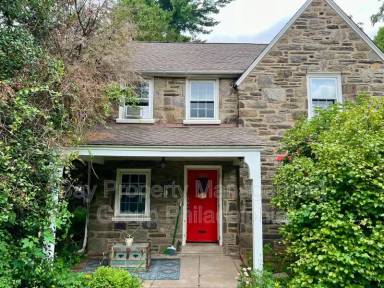 Main picture of 1121 Greenwood Ave