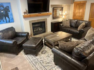 Main picture of 703 Yampa Street - 1