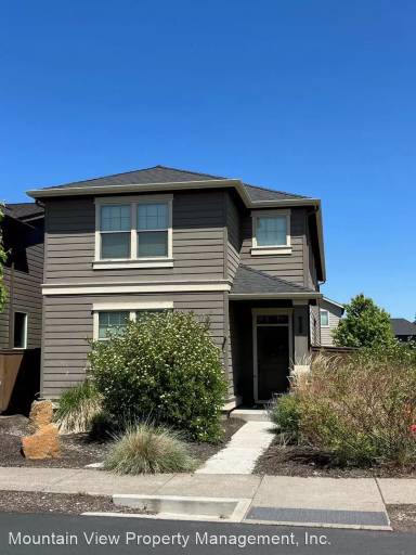 Main picture of 20832 Gateway Dr