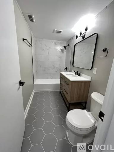 Main picture of 2740 40th St
