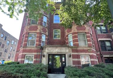 Main picture of 7724 N Eastlake Ter