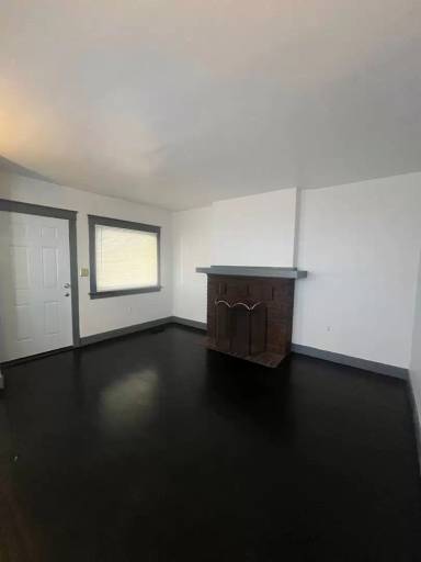 Main picture of 313-315 Illinois Ave