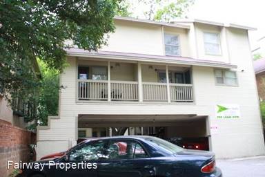 Main picture of 912 W 22nd 1/2 St