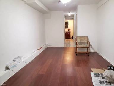 Main picture of 275 Bay 20th St