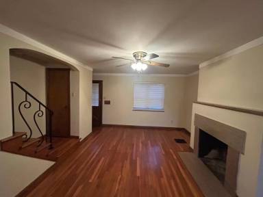 Main picture of 1662 Northwest Blvd