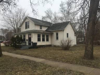 Main picture of 203 Sumner St