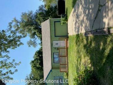 Main picture of 7916 Prospect Ave