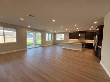 Main picture of 10350 Ducasse Way