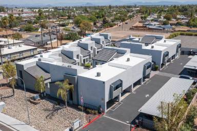 Main picture of Lion Tempe Apartment Homes