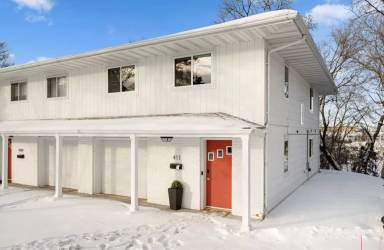 Main picture of 411 Monroe Pl