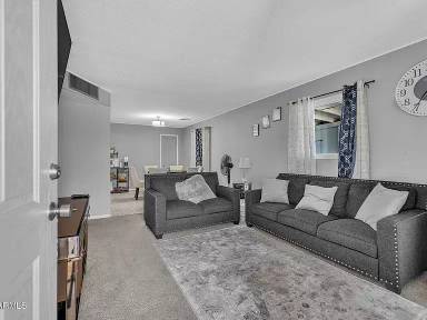 Main picture of 2801 W Glenrosa Ave