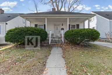 Main picture of 34313 Harroun St