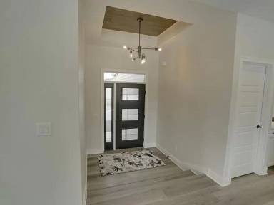Main picture of 375 NE 78th Ct