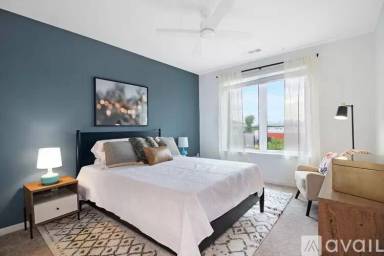 Main picture of 1 West Dr