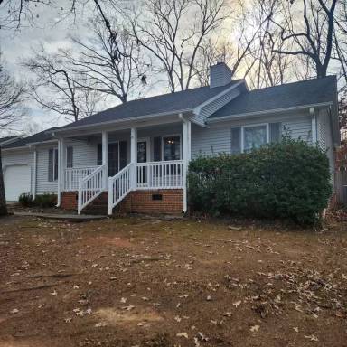 Main picture of 103 Brams Ct