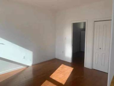 Main picture of 263 44th St