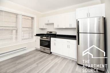 Main picture of 837 W Cornelia Ave