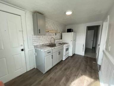 Main picture of 2226 Ogden Ave