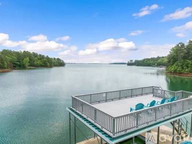 Main picture of 333 Jim Crittendon Rd