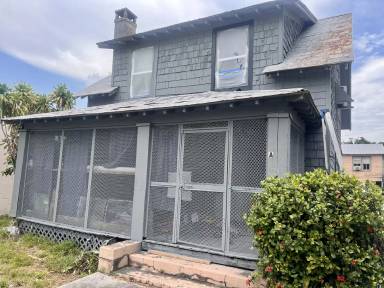 Main picture of 1218 Orange Ave