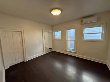 Main picture of 541 N 4th St