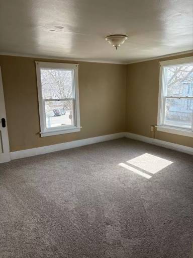 Main picture of 806-808 Mckinley St