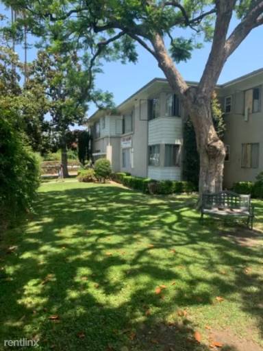 Main picture of 1214 S Bronson Ave