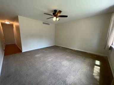 Main picture of 3213 North Dr