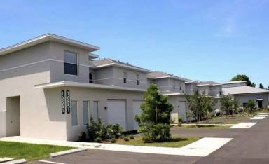 Main picture of 16541 Bent Palms Cv