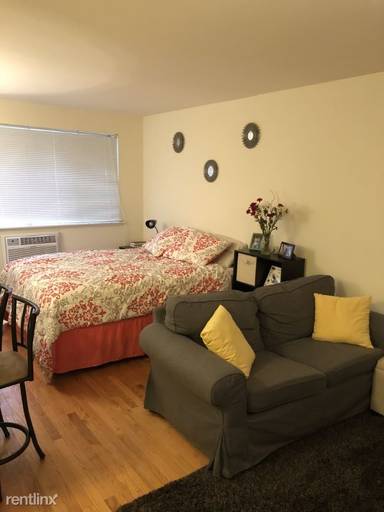 Main picture of 421 W Barry Ave Apartments