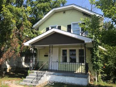 Main picture of 1566 Myrtle Ave