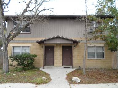 Main picture of 2360 SW 31st Pl