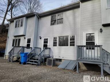 Main picture of 73 Roberts St