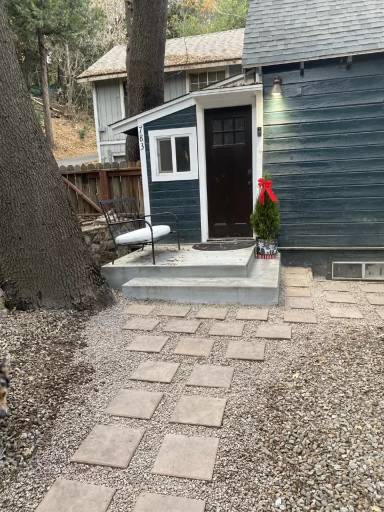 Main picture of 783 Village Lane - 1