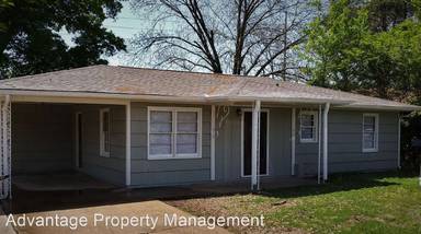 Main picture of 1003 Royal Dr SE
