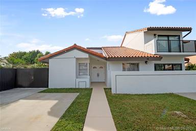 Main picture of 1512 SW 118th Ave