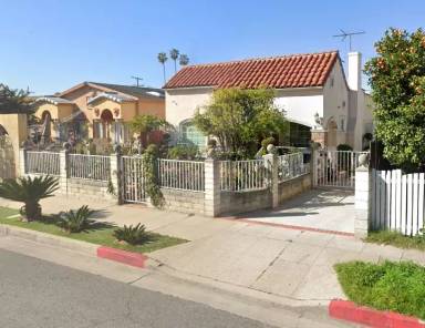 Main picture of 841 N Wilton Pl